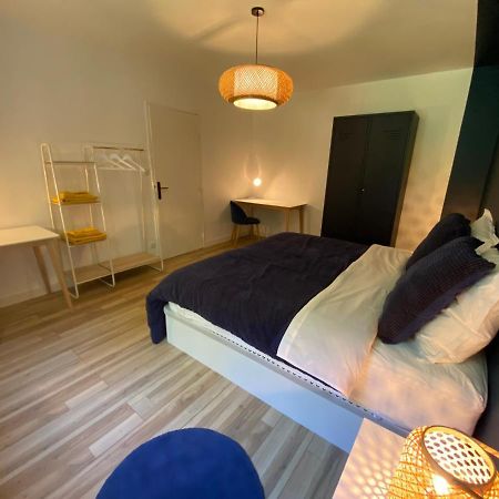 Appartement Meuble カンペール エクステリア 写真